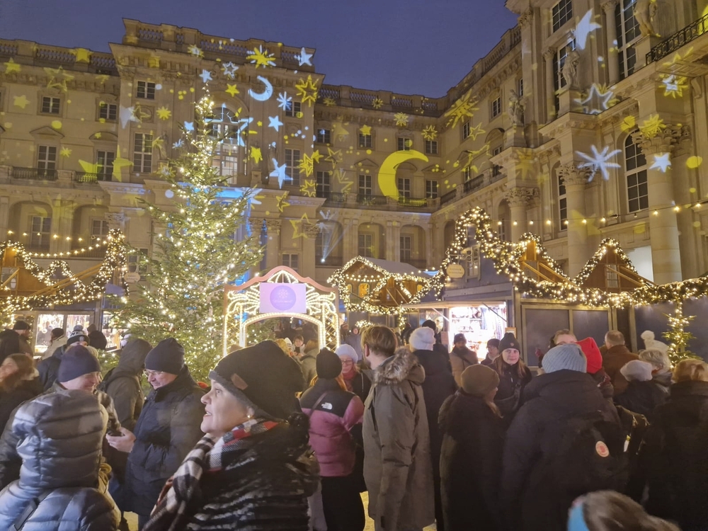 Weihnachtsmarkt Humboldforum Berlin