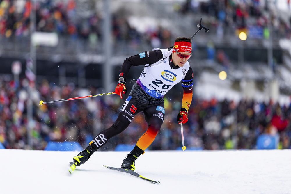 Deutscher Biathlet beim Biathlon Weltcup in Oberdorf