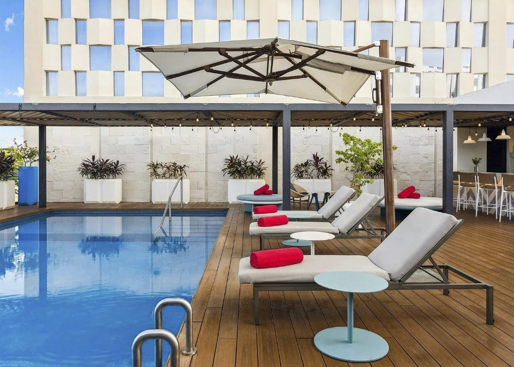 Pool des Avani Cancun Airport Hotel