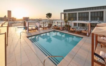 Hotel Mandarin Oriental Doha Pool